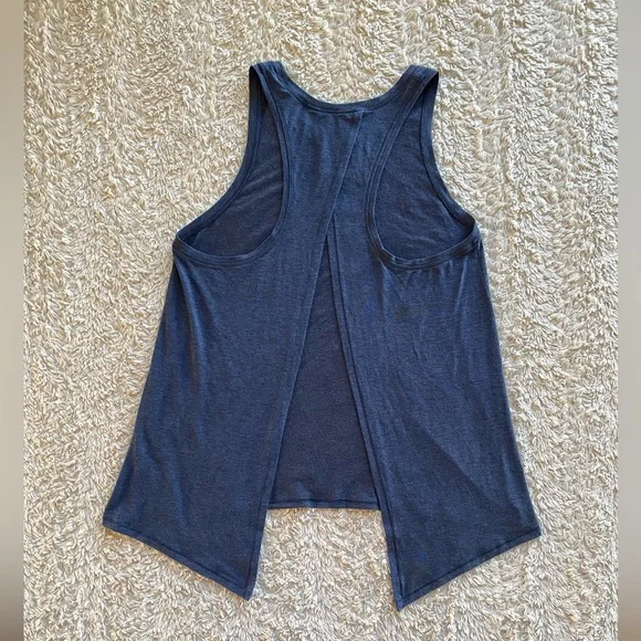 Gap: Tank Top - Picture 8 of 14